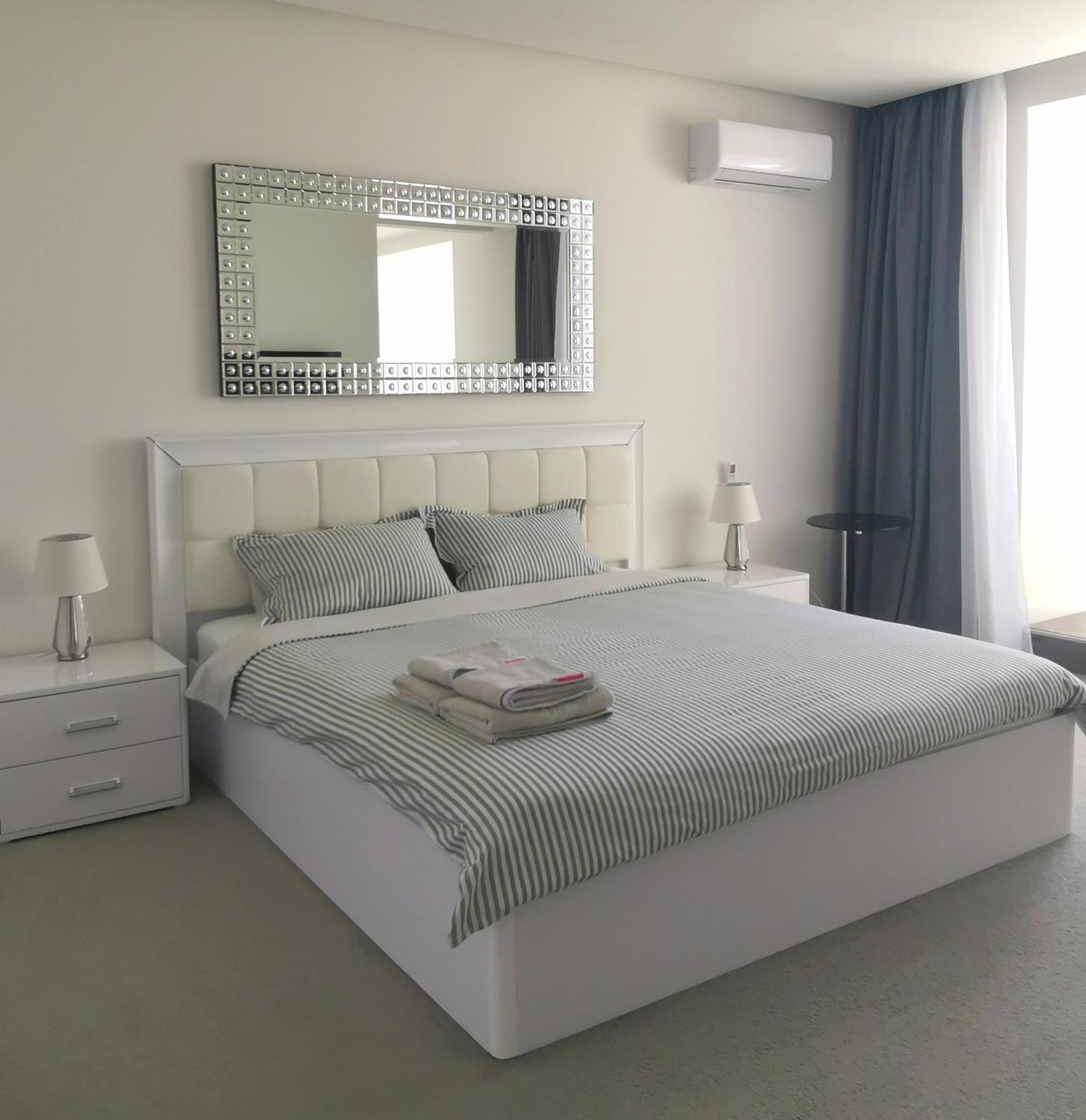 Stylish Riverside Apartments In Riviera Complex نيكولايف المظهر الخارجي الصورة